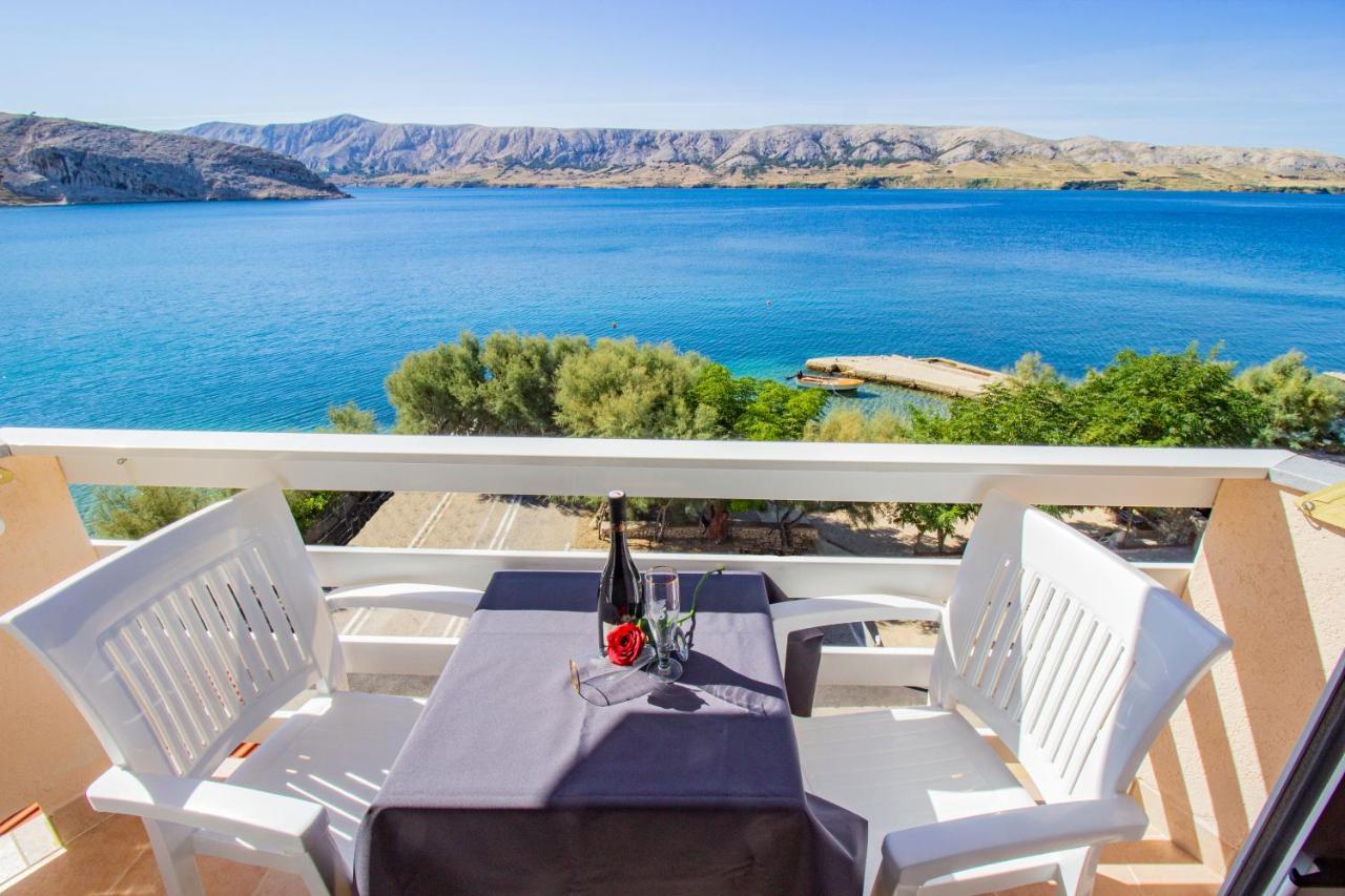 Galapagus Privat Beach & Boat Dock Apartamento Metajna Exterior foto