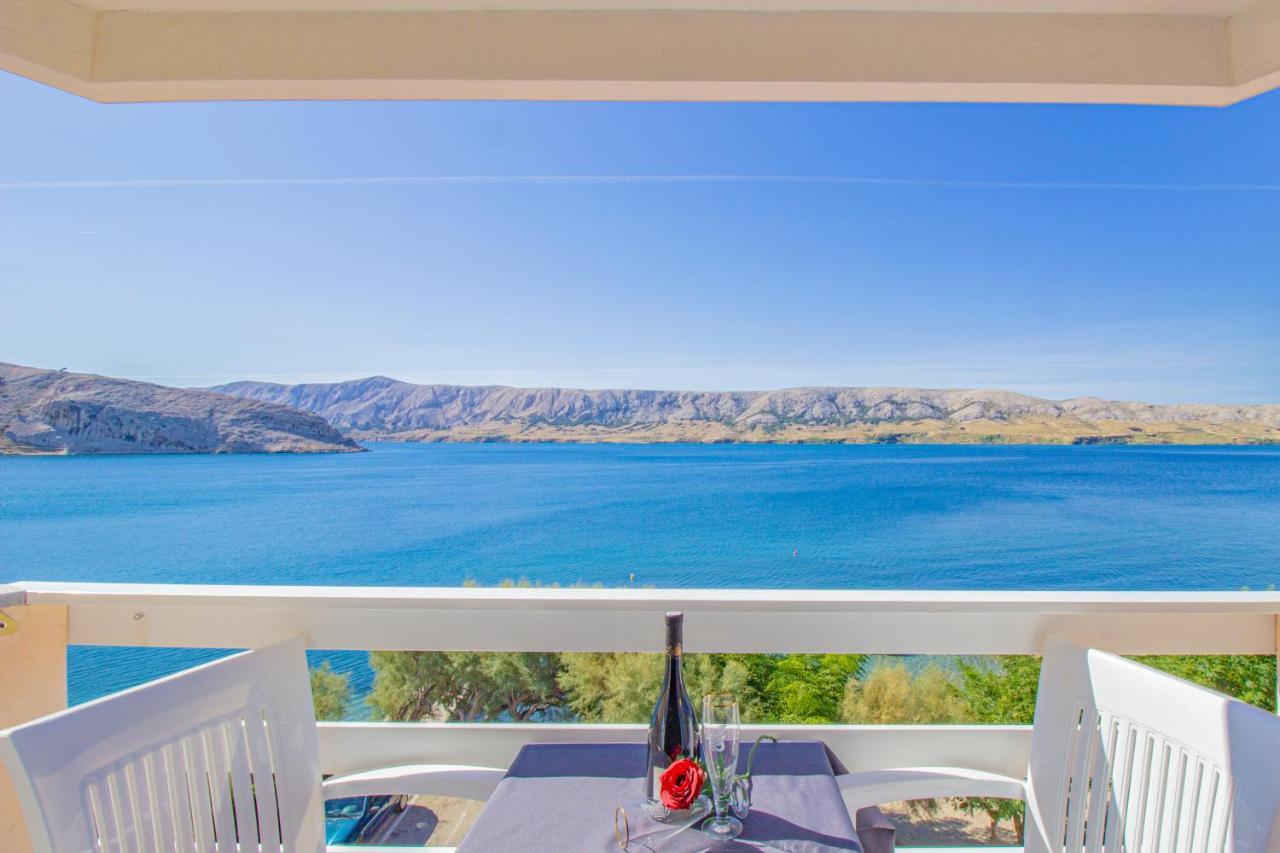 Galapagus Privat Beach & Boat Dock Apartamento Metajna Exterior foto