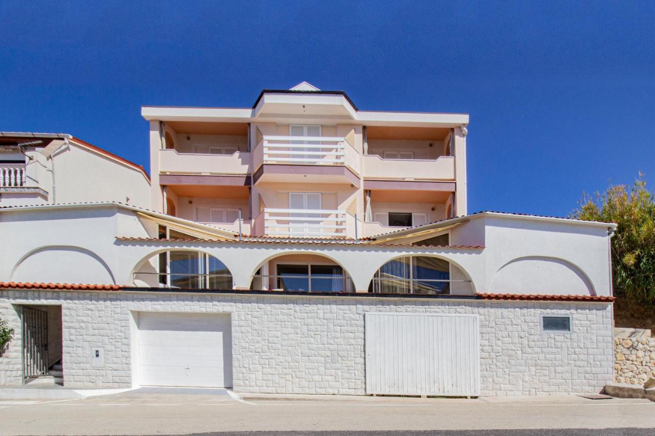 Galapagus Privat Beach & Boat Dock Apartamento Metajna Exterior foto