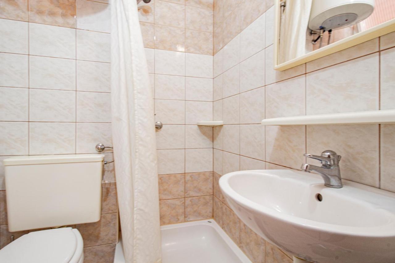 Galapagus Privat Beach & Boat Dock Apartamento Metajna Exterior foto